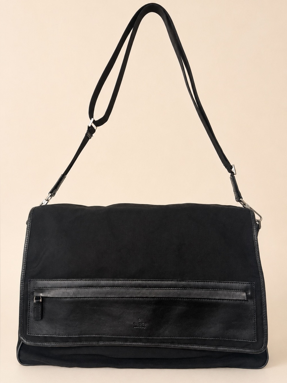 Vintage Gucci Black Nylon Leather Messenger Crossbody Bag 019 0376